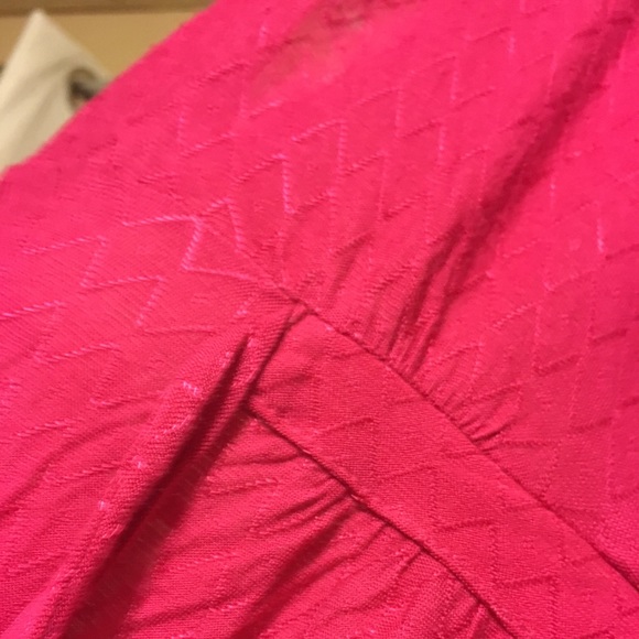 Guess Tank Top - Picture 7 of 7